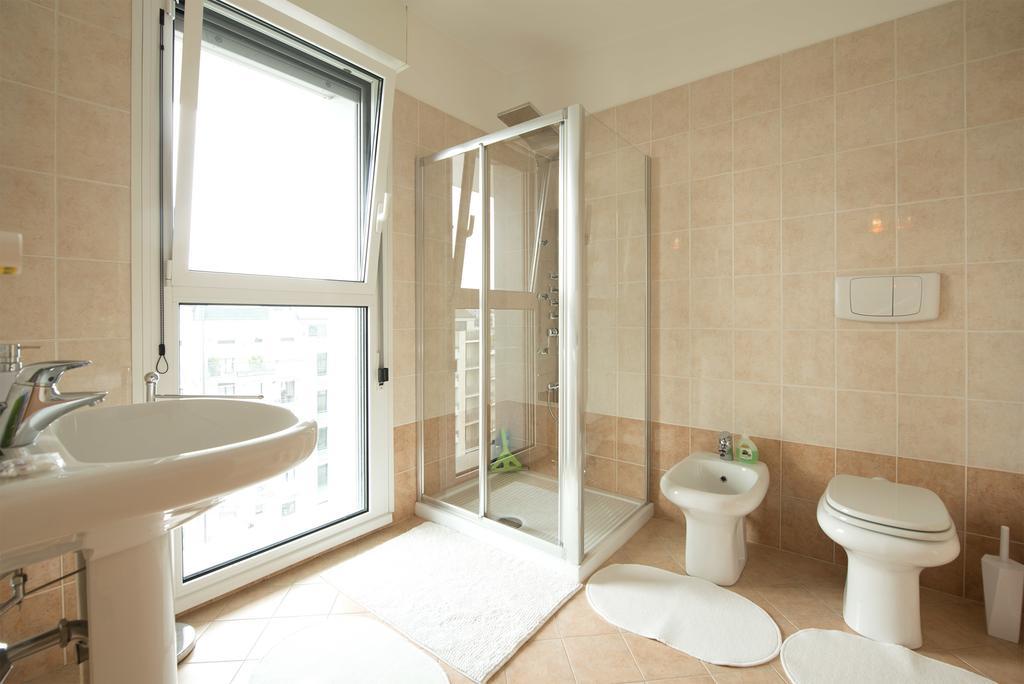 New Luxury Attic Santa Giulia Expo Appartement *